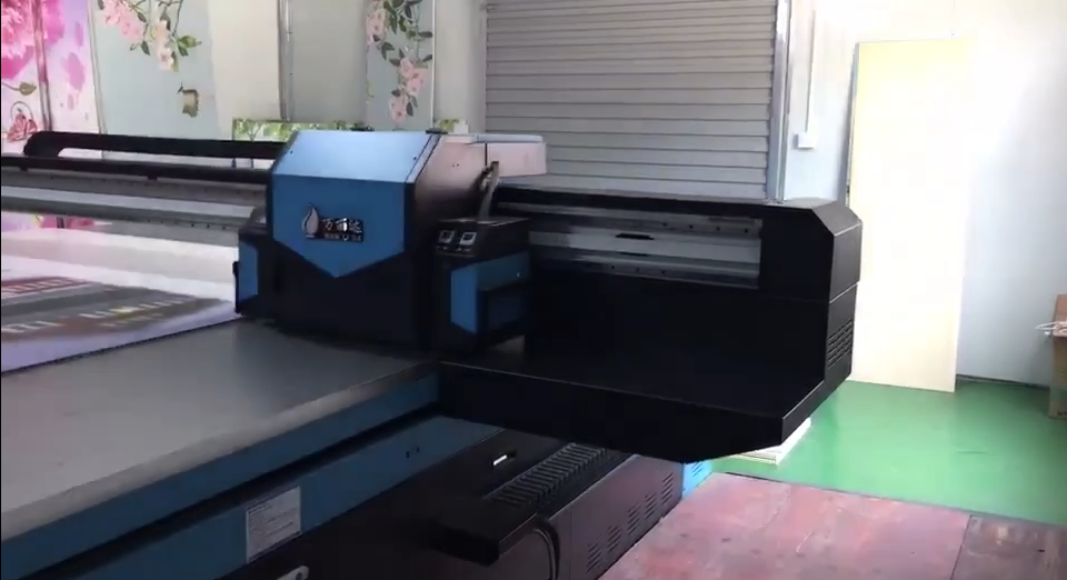 Wan Lida customers printing videos 1